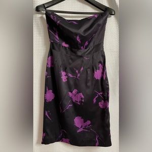 Strapless dress that feels like silk and has boning on sides and back